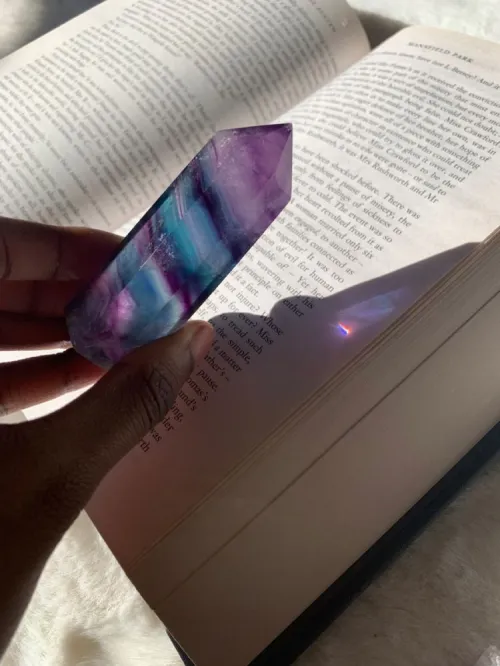 Amethyst geode displaying natural color zones