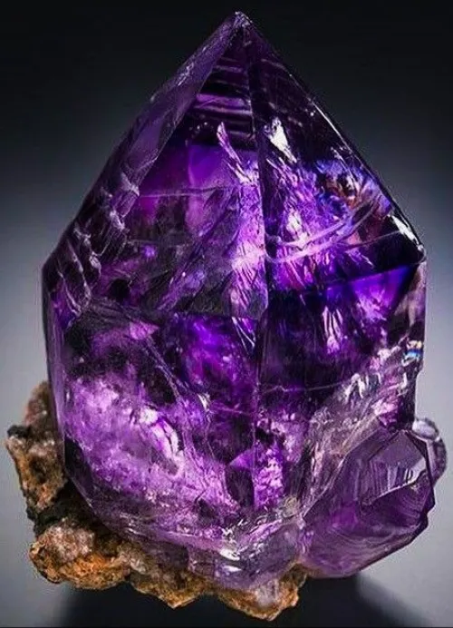 How to prevent amethyst color fading from holiday lights