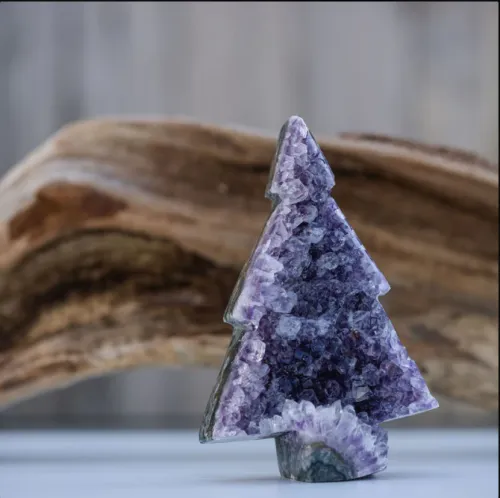 How to safely clean amethyst ornaments after parties